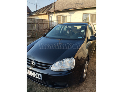 VOLKSWAGEN GOLF V 1.4 Trendline