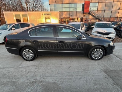 VOLKSWAGEN PASSAT 2.0 PD TDI Comfortline DPF Das Auto! Úgysem mered megvenni a sok km miatt :)