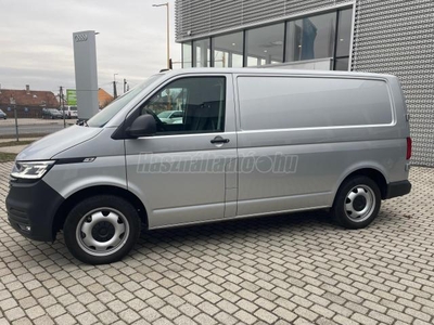 VOLKSWAGEN TRANSPORTER 2.0 TDi T6.1 DSG RT (3 személyes ) Magyarországi első tulajdonos. Garancia érvényes 2025.07 hó