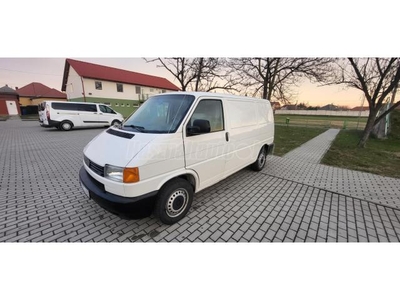 VOLKSWAGEN TRANSPORTER T4 2.5 7DA 1T2 Trend