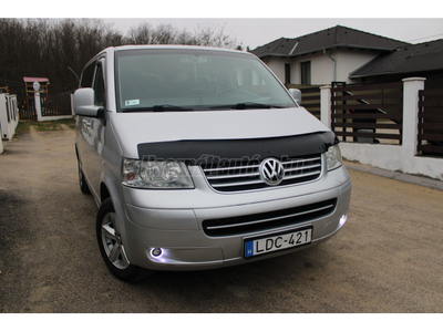 VOLKSWAGEN TRANSPORTER T5 Caravelle 2.5 TDI Trendline Shuttle 2.5 TDI Magyarországi 2. Tulaj