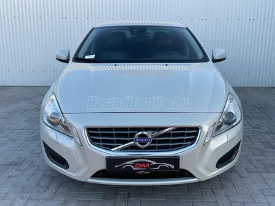 VOLVO S60 2.0 D [D4] Summum MULTIMÉDIA.CITY SAFETY.XENON.LED.PDC.!!!ÚJSZERŰ--5 HENGER--MAGYARORSZÁGI--GARANC