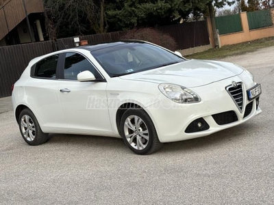 ALFA ROMEO GIULIETTA 2.0 JTDM-2 Distinctive TCT AUTOMATA+DUPLA ŰVEGTETŐ+TEMPOMAT+