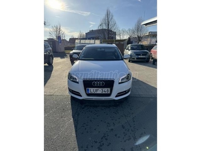 AUDI A3 1.6 TDI Attraction DPF Sportback.Magyarországi.xenon