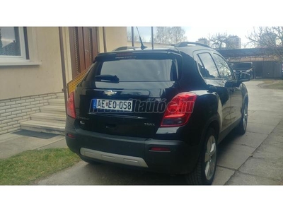 CHEVROLET TRAX 1.7 D szervizkönyv félbőr