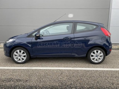 FORD FIESTA 1.25 Trend 146.000km 2 gyári kulcs