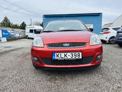 FORD FIESTA 1.4 Color ALUFELNI.KLÍMA.104000KM.TÉLI-NYÁRIGUMI SZETT