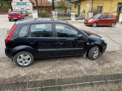 FORD FIESTA 1.4 Ghia