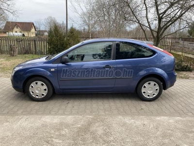 FORD FOCUS 1.4 Ambiente