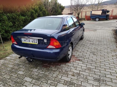 FORD FOCUS 1.6 Ghia