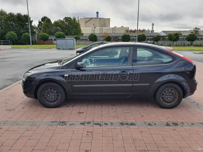 FORD FOCUS 1.6 Sport