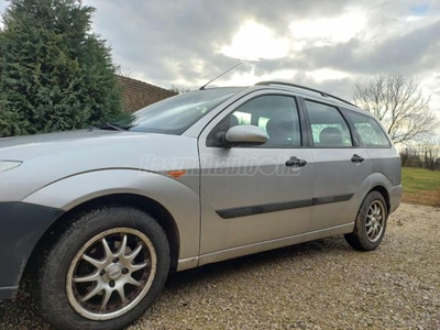 FORD FOCUS 1.8 Ghia