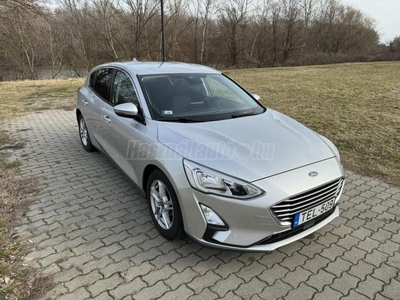 FORD FOCUS Moondust Silver 1.5 TDCi (manuális) 5 ajtós. 120 LE