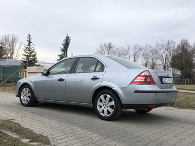 FORD MONDEO 1.8 Ghia