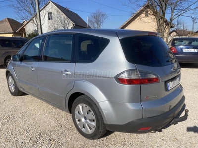 FORD S-MAX 2.0 TDCi Trend Navi. sportulés. Tempomat 7 személy. vonohorog