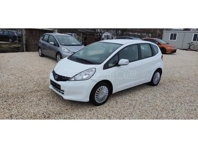 HONDA JAZZ 1.4 Elegance ROZSDA. KARC ÉS TÖRÉS MENTES.1 TULAJ.BEHAJLÓ TÜKRÖK.4DB ELEKT. ABLAK!