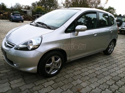 HONDA JAZZ 1.4 S SÉRÜLÉSMENTES!GARANTÁLT LEINFORMÁLHATÓ 158.000KM!DIGIT KLÍMA!MULTIKORMÁNY!ALUFEL