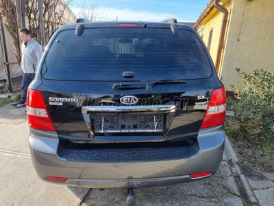 KIA SORENTO 2.5 CRDi EX Plus AU