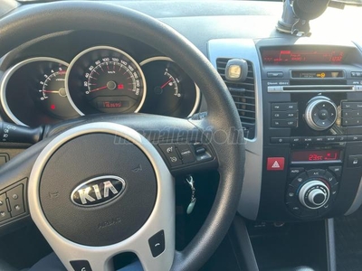 KIA VENGA 1.4 CRDi HP LX