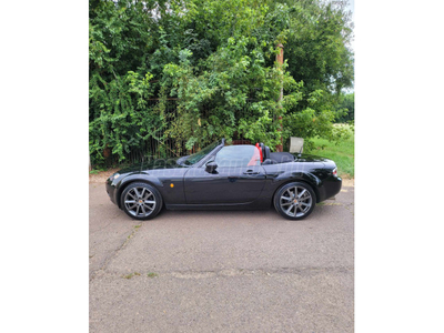 MAZDA MX-5 1.8i 16V Revolution