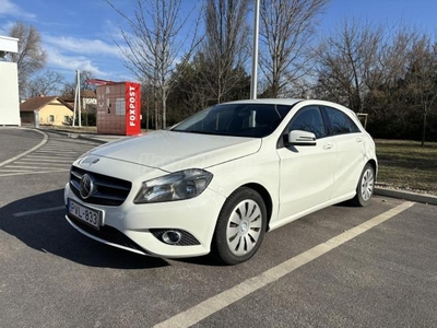 MERCEDES-BENZ A 200 BlueEFFICIENCY Style 216e km !!