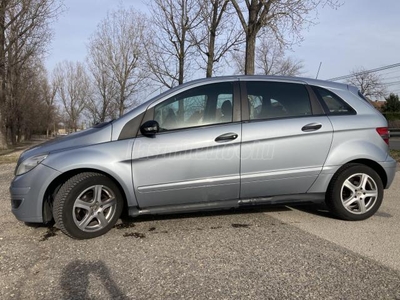 MERCEDES-BENZ B 170 W245 (automata)