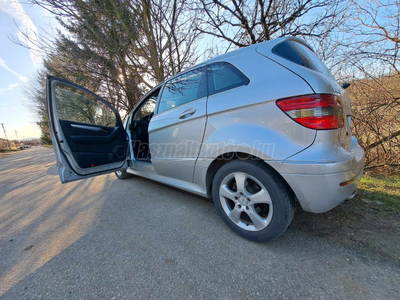 MERCEDES-BENZ B 180 CDI 2ÉV MŰSZAKI