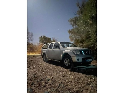 NISSAN NAVARA 4WD Double 2.5D LE