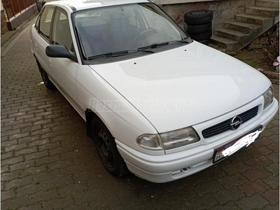 OPEL ASTRA F 1.4 GL