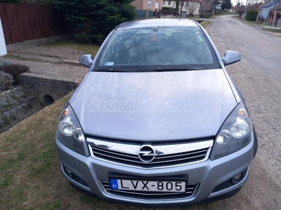 OPEL ASTRA H 1.4 Essentia