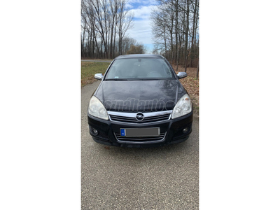 OPEL ASTRA H 1.6 Essentia