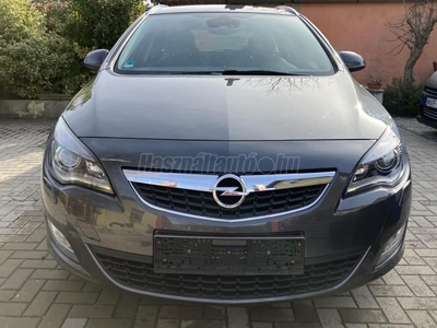 OPEL ASTRA J 2.0 CDTI Sport ÜLÉSFŰTÉS//KORMÁNYFŰTÉS//GYÁRI ÁLLÓFŰTÉS