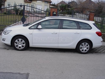 OPEL ASTRA J Sports Tourer 2.0 CDTI Sport (Automata)