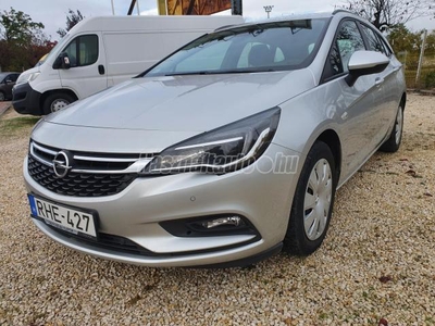 OPEL ASTRA K Sports Tourer 1.4 T Enjoy 125 LE - magyarországi - vezetett szervizkönyv - kétzónás digit klíma