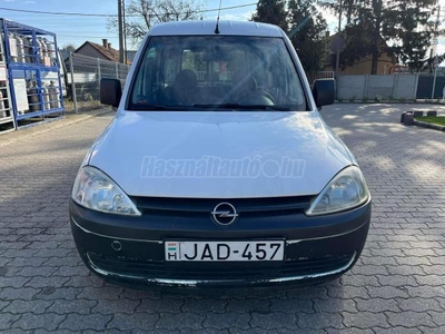 OPEL CORSA COMBO 1.6 Tour Njoy