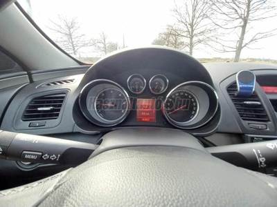 OPEL INSIGNIA 2.0 CDTI Edition