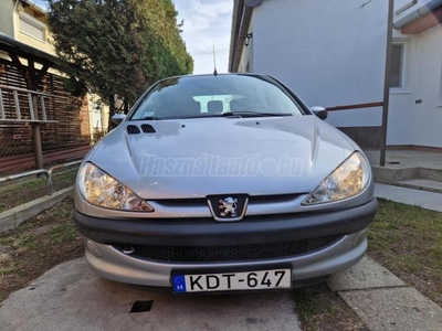 PEUGEOT 206 1.4 HDi Presence