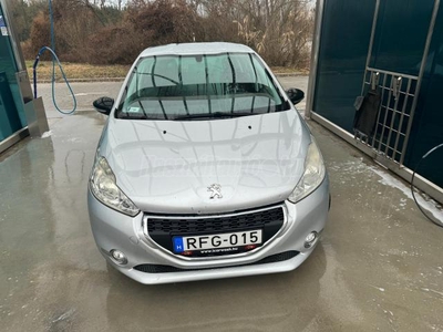 PEUGEOT 208 1.4 HDi Van