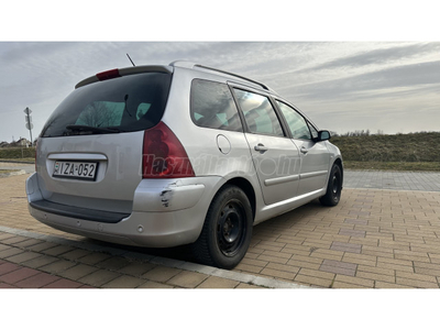 PEUGEOT 307 2.0 Premium