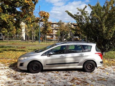 PEUGEOT 308 1.6 HDi Confort Pack