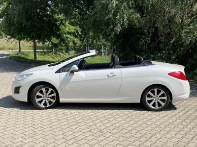 PEUGEOT 308 CC 2.0 HDi Sport Pack Sérülésmentes