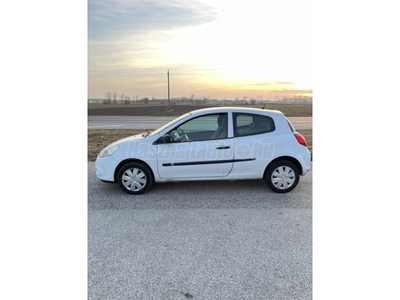 RENAULT CLIO 1.5 dCi Advantage