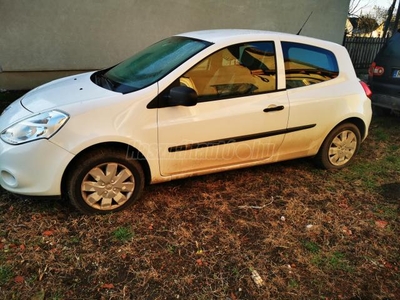 RENAULT CLIO III 1.5 dCi Société