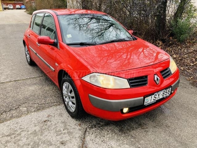 RENAULT MEGANE 1.6 16V Dynamique Komfort