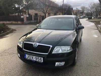 SKODA OCTAVIA 1.6 Ambiente DIGIT. KLÍMA -FÉNYSZÓRÓMOSÓ