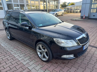 SKODA OCTAVIA 2.0 CR TDI Elegance DSG Vez.szervizkönyv.Navi.Xenon.F1 váltó.Félbőr Ülés.Napfénytető