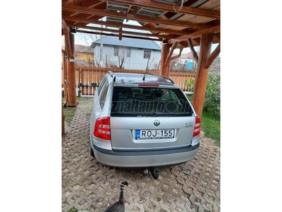 SKODA OCTAVIA 2.0 FSI Elegance