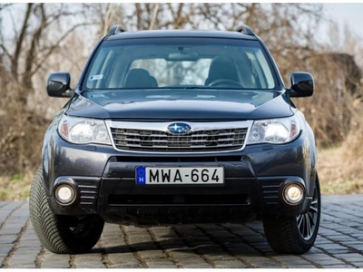 SUBARU FORESTER 2.5