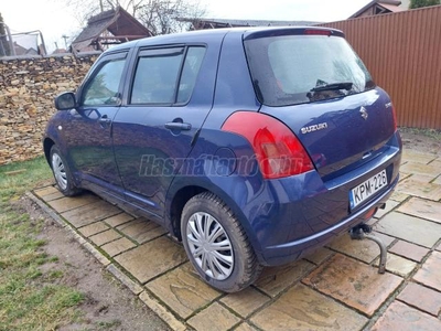 SUZUKI SWIFT 1.3 GLX CD AC