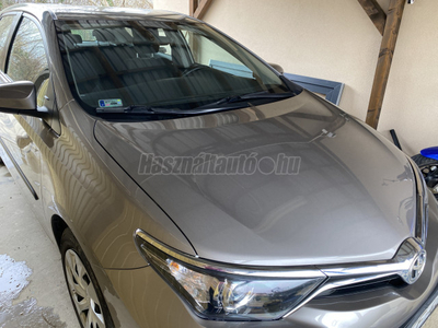 TOYOTA AURIS 1.33 Active